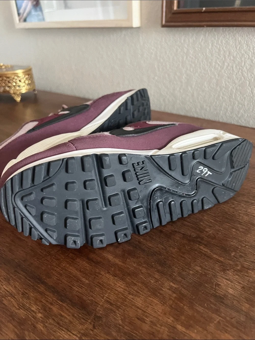Nike Air Max 90 Futura Diffused Taupe Plum Maroon Sneakers Size 8 Womens